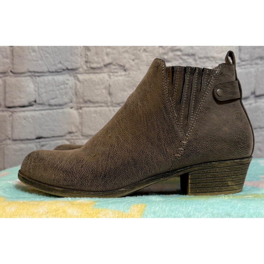 Jessica Cline Womens‎ Taupe Distressed Faux Leather Ankle Boots Size 8M Brown